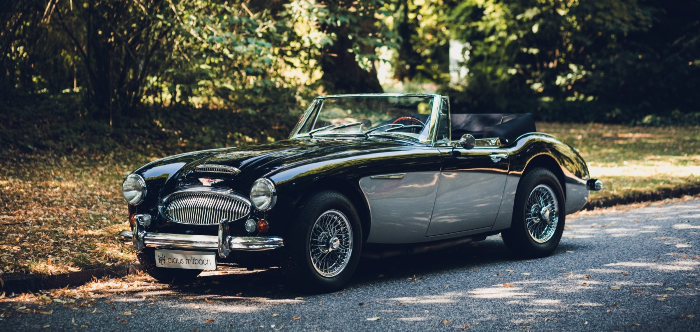 Triumph zugeschnitten Triumph zugeschnitten